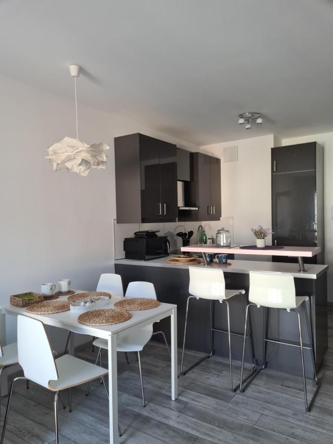 Boznicza Old Town Lux Apartment, Self Check-In 24H, Free Parking Poznań Exteriör bild