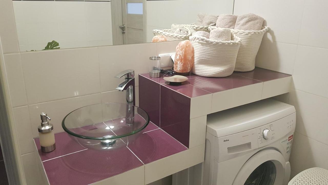 Boznicza Old Town Lux Apartment, Self Check-In 24H, Free Parking Poznań Exteriör bild